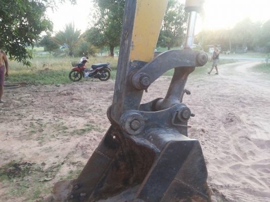 ขายรถแม็คโคร โคมัสสุ 100-2