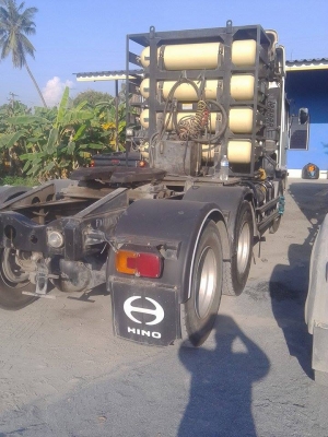 ขายรถสิบล้อหัวลาก HIno MEGa FM1J 260แรง ปี 53 NGV  มีระบบดั้ม ไฮดรอลิก โรงงานรถพร้อมใช้งาน