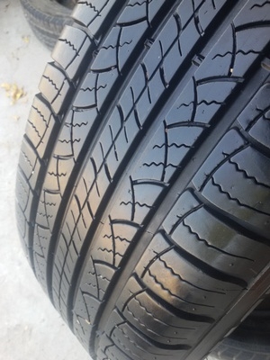 ขายยาง225/65/17 ปี 0813 MICHERLIN LATITUDE 4 เส้น ขายยาง225/65/17 ปี 0813 MICHERLIN LATITUDE 4 เส้น