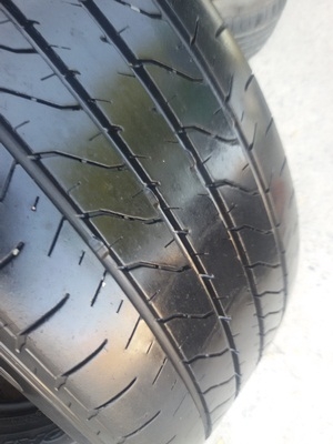 ขายยาง215/55/17 ปี 12 DUNLOP SP270  4  เส้น