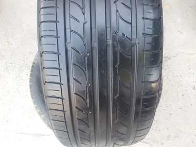 ขายยาง215/45/17 ปี 3510 YOKOHAMA Earth1 1 คุ่