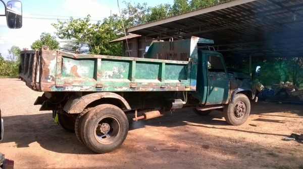 ขาย 6 ล้อดั้มหัวยาว NISSAN เครื่อง 160 แรงม้า คัสซีสวยตลอดเส้น เฟืองท้าย FUSO พาวเวอร์ แถมหัวอีก 1 หัว ทะเบียนพร้อมโอน ราคาต่อรองได้