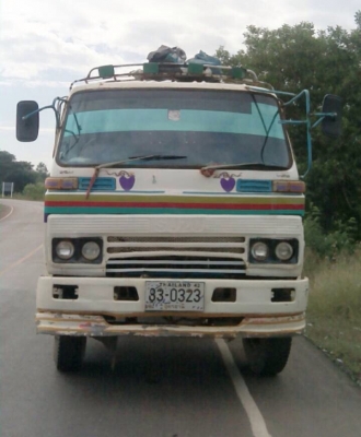 ขาย 6 ล้อดั้ม JCM คัสซีสวย เครื่อง 6BB1 145 แรงม้า เกียร์ร็อค เฟืองท้ายใหญ่จัมโบ้ พวงมาลัยพาวเวอร์ แอร์เย็น ทะเบียนพร้อม ราคาต่อรองได้ครับ