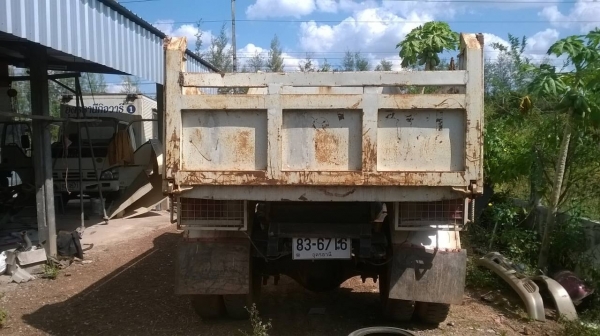 ขาย 6 ล้อดั้ม HINO KL300 เครื่อง EH100 150 แรงม้า คัสซีสวยตลอดเส้น ยางเต็ม ทะเบียนพรัอมโอน ราคาต่อรองได้ครับ