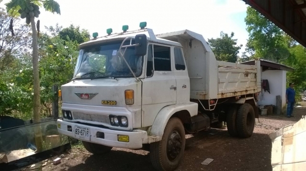 ขาย 6 ล้อดั้ม HINO KL300 เครื่อง EH100 150 แรงม้า คัสซีสวยตลอดเส้น ยางเต็ม ทะเบียนพรัอมโอน ราคาต่อรองได้ครับ