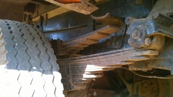 ขาย 6 ล้อดั้มหัวยาว ไม่มีทะเบียน ครื่อง 6BB1 145 แรงม้า คัสซีดี เฟืองท้ายใหญ่จัมโบ้ พวงมาลัยพาวเวอร์  ราคาต่อรองได้