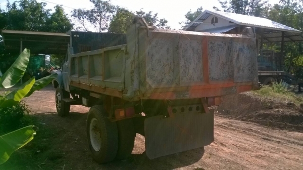 ขาย 6 ล้อดั้มหัวยาว ไม่มีทะเบียน ครื่อง 6BB1 145 แรงม้า คัสซีดี เฟืองท้ายใหญ่จัมโบ้ พวงมาลัยพาวเวอร์  ราคาต่อรองได้