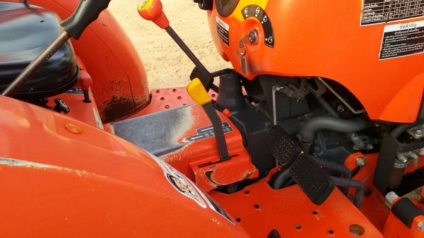 ปัญญาแทรคเตอร์..จัดมาให้ครับ ด่วน!!!คูโบต้า L3008 พร้อมใบมีดคานบนSD160พร้อมผาน5 รถไร่