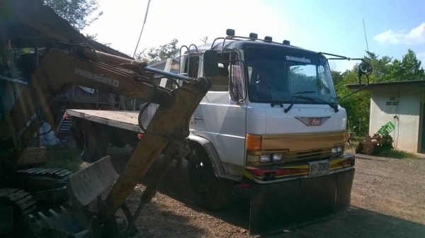 ขายเทนเลอร์ 6 ล้อ HINO ไม่มีเล่มทะเบียน เครื่อง EC100 130 แรงม้า คัสซีสวยตลอดเส้น พวงมาลัยพาวเวอร์ ราคาต่อรองได้