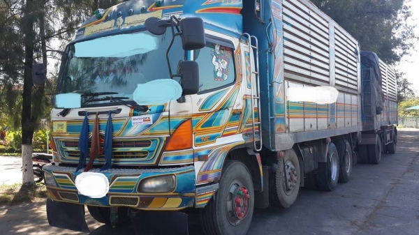 ขายรถสิบล้อ hino mega fm 260 พ่วงแม่ลูก คอกเกษตรดั้มเนียม อู่ธวัชชัยการช่าง ราคาต่อรองได้