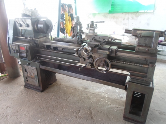 แท่นกลึง 6 ฟุต 3 เพลา เกียร์บล็อก พร้อมใช้งานกับไฟบ้าน ด่วน !!! 85,000