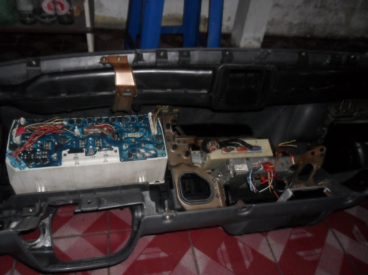 ต้องการแลกกับวิทยุ 2 ดินมือสอง