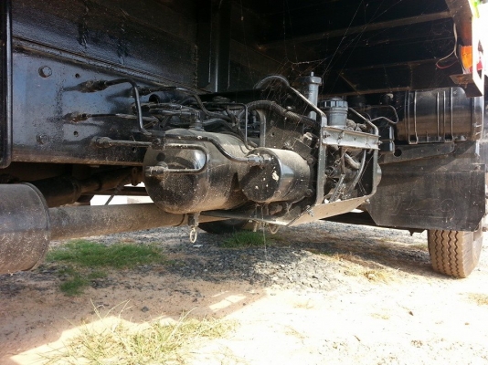 ขายดั้มHINO185แรง เครื่องHO7C แคชซีสวยFD166B พ.เพาเวอร์ เบรกทิฟฟี่ ภายในสวย แอร์เย็น สภาพพร้อมใช้งาน เอกสารพร้อมโอน จัดไฟแนนซ์ได้ เงื่อนไขง่ายๆวันเดียวรับรถ สนใจโทร 090-8588220คุณนะ ID:narong498 หรือ www.truck.in.th/498 หรือfb:ณรงค์ ซื้อขายรถมือสอง(เว็บไซ