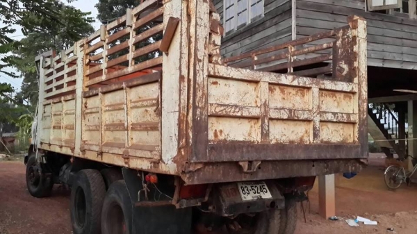 ขายดั้ม2เพลา HINO FM187LA เครื่องดีHO7C 185แรง พ.เพาเวอร์ เบรกทิฟฟี่ ภายในสวย สภาพพร้อมใช้งาน เอกสารพร้อมโอน จัดไฟแนนซ์ได้ เงื่อนไขง่ายๆวันเดียวรับรถ สนใจโทร 090-8588220คุณนะ ID:narong498 หรือwww.truck.in.th/498 หรือfb:ณรงค์ ซื้อขายรถมือสอง(เว็บไซต์ส่วนตั