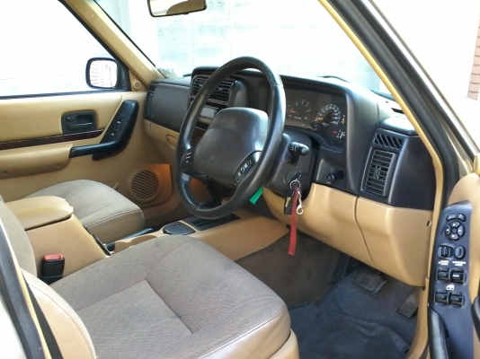 2000 JEEP CHEROKEE 4.0 โฉมมล LPGหัวฉีด PROCOMP 2000 JEEP CHEROKEE 4.0 โฉมมล LPGหัวฉีด PROCOMP