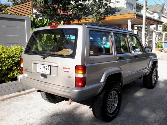 2000 JEEP CHEROKEE 4.0 โฉมมล LPGหัวฉีด PROCOMP 2000 JEEP CHEROKEE 4.0 โฉมมล LPGหัวฉีด PROCOMP