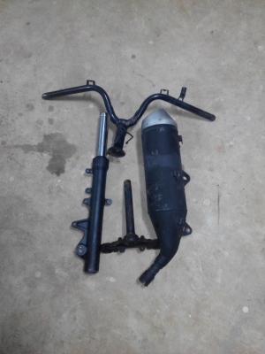 ขายแฟริ่ง ฮอนด้า คลิก ท่อไอเสีย โช้ค แฮน ราคา 1200 บาท