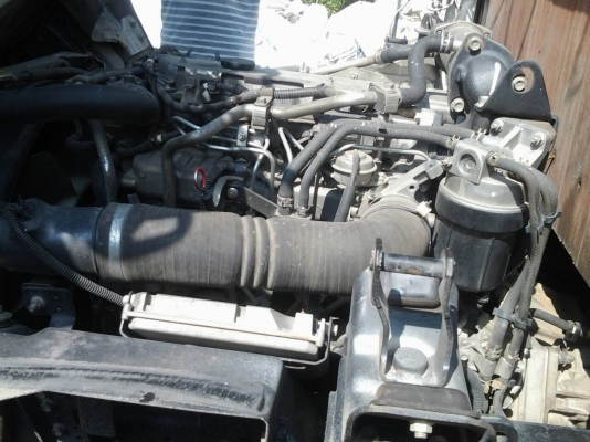 ขายรถบรรทุก 6 ล้อ ISUZU NPR 150 แรง ปี2554