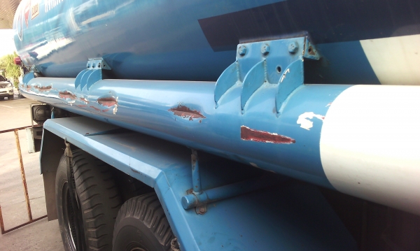 ขายด่วนรถสิบล้อKT925รถบรรทุกนํ้าบรรจุ16000ลืตรสภาพพร้อมใช้