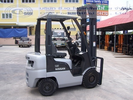 ขาย รถโฟล์คลิฟท์ NISSAN รุ่น FL01A15