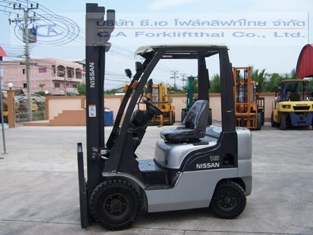 ขาย รถโฟล์คลิฟท์ NISSAN รุ่น FL01A15