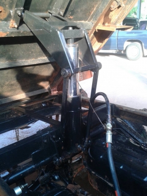 MITSU STRADA 2.5 ปี45 ดั้มคัชชีงาม พร้อมใช้งานค่ะ