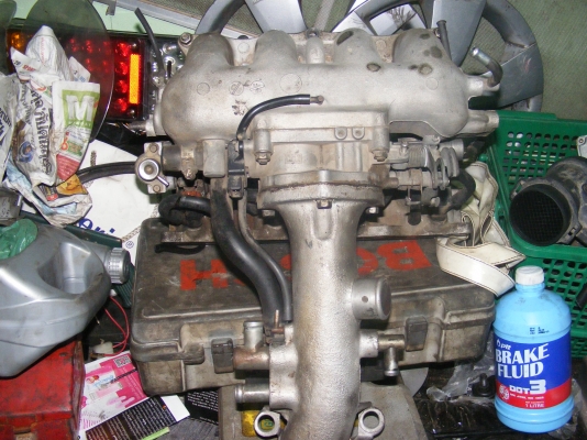 ท่อไอดี  รางพร้อมหัวฉีดน้ำมัน