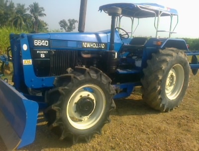 690000ขายรถไถFORD รุ่น6640  4X4 คานนิวฮอแลน  สวยพร้อมใช้  0810076640