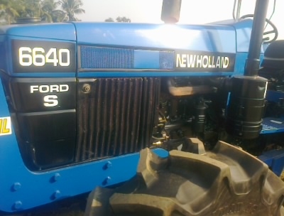 690000ขายรถไถFORD รุ่น6640  4X4 คานนิวฮอแลน  สวยพร้อมใช้  0810076640