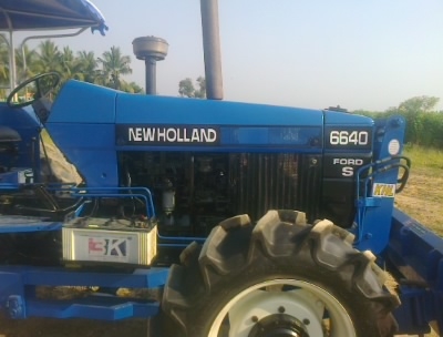 690000ขายรถไถFORD รุ่น6640  4X4 คานนิวฮอแลน  สวยพร้อมใช้  0810076640