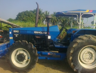 690000ขายรถไถFORD รุ่น6640  4X4 คานนิวฮอแลน  สวยพร้อมใช้  0810076640