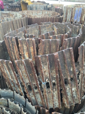 โซ่พร้อมใบแทรค PC120-5