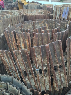 โซ่พร้อมใบแทรค PC120-5