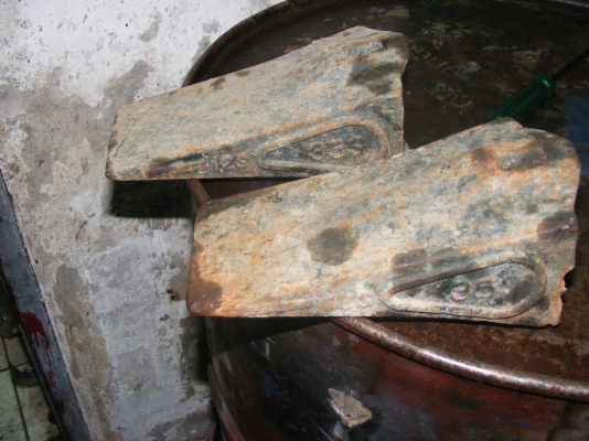 ้เล็บบุ้งกี๋รถขุด