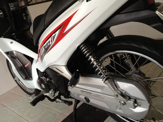 Wave125i โฉมล่าสุด ลายใหม่ สต๊าดมือ วิ่ง6000 รถ10เดือน (ของแถม 4 รายการ)