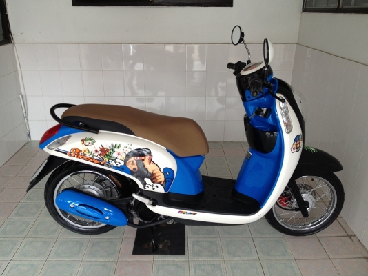 Scoopy-i สภาพมือ1 วิ่ง6000 ปี56 (ของแถม 4 รายการ)
