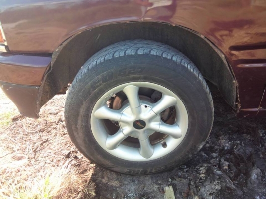 ***ขายแล้วครับขอบคุณ Truck2hand ขายกระบะแค็ป มังกรทองยอดนิยม ISUZU SPACECAB 2.5SL 87HP ปี31/88 เครื่องเดิมเกียร์เดิม มังกรทอง2.5 แน่นๆแรงดี ประหยัด เกียร์ดีไม่มีหลุด ช่วงล่างแน่น คัสซีดี ไม่ปะไม่ดาม กระบะดี มีหลังคาแครี่บอย สภาพดี หน้า-หลังเดิมไม่เคยชนหนั