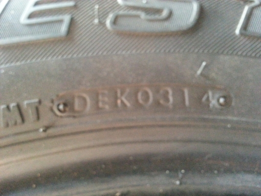 ยางป้ายแดงสวยๆคุ้มๆ ครับ DR.ยางยนต์ แม่กลอง