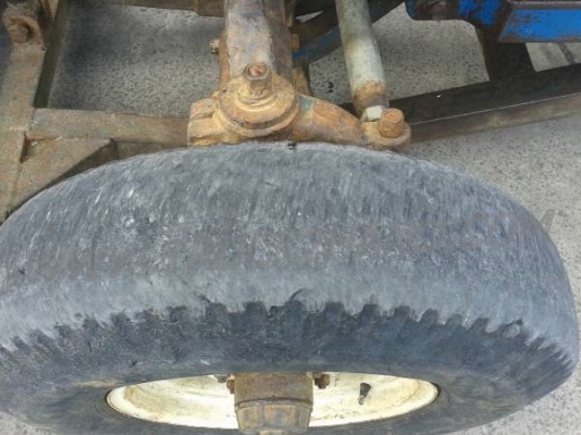 รถไถ ยี่ห้อ FORD รุ่น 6610 มีเอกสารทะเบียน จดทะเบียน ปี 2535 รถไถ ยี่ห้อ FORD รุ่น 6610 มีเอกสารทะเบียน จดทะเบียน ปี 2535