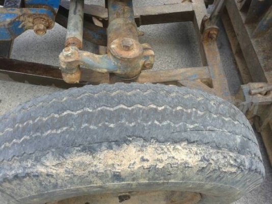 รถไถ ยี่ห้อ FORD รุ่น 6610 มีเอกสารทะเบียน จดทะเบียน ปี 2535 รถไถ ยี่ห้อ FORD รุ่น 6610 มีเอกสารทะเบียน จดทะเบียน ปี 2535