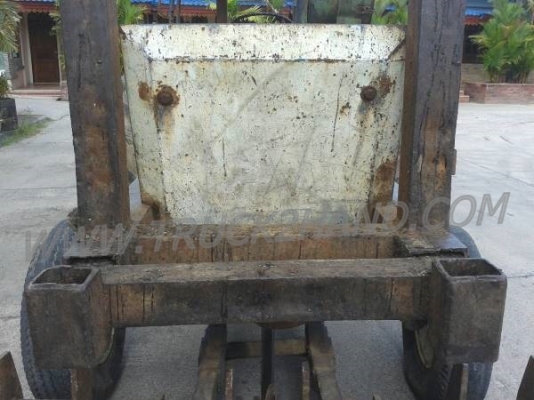 รถไถ ยี่ห้อ FORD รุ่น 6610 มีเอกสารทะเบียน จดทะเบียน ปี 2535 รถไถ ยี่ห้อ FORD รุ่น 6610 มีเอกสารทะเบียน จดทะเบียน ปี 2535