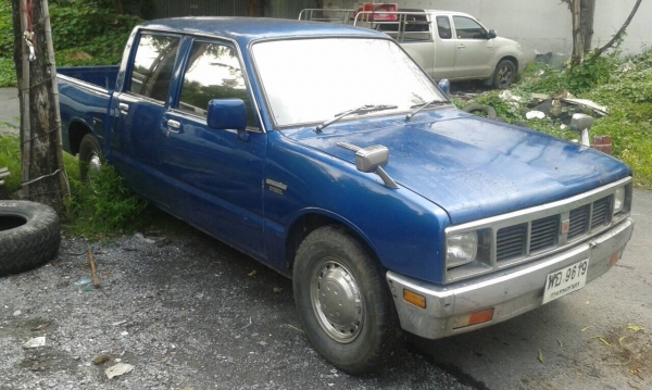 ขายIsuzu KB 4 ประตู ขายIsuzu KB 4 ประตู