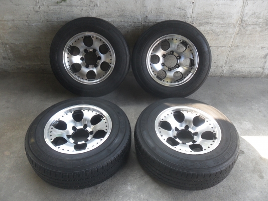 ล้อแม็ก 15นิ้ว 6รู พร้อมยาง สวยๆ 4 ล้อ ราคา 6900 บาท