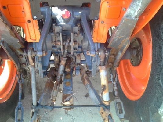 ขาย แทรกเตอร์ KUBOTA L3608 สีเดิมๆ สวยๆคับ ทำงาน 1550 ช.ม ยางหน้าใหม่ ยางหลังใหม่คับ