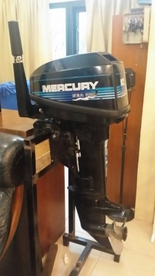 ขายเครื่องสองจังหวะ Mercury 10 HP หางสั้นสภาพดีมั๊กๆ