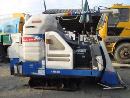 รถเกี่ยวข้าวนั่งขับ    ISEKI     HV212GR    รหัสสินค้า : 14002151   หรือเพิ่มเติมไดที่ www.nihonmono.com