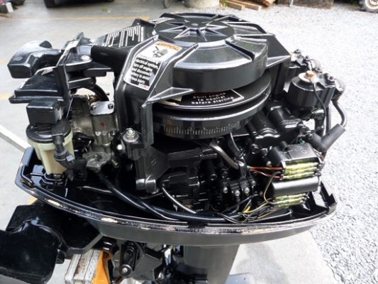 เครื่องเรือ MERCURY 15 แรง หางสั้น