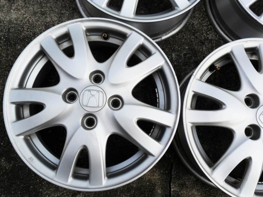 ล้อแม็กซ์แท้ ขอบ14นิ้ว 4รู100 (4วง=2,400บ.)แค่วงละ600เอง ไม่แตก ไม่ดุ้ง สีสวย ใส่รถเก๋งที่ดุมล้อ 4รู100 ได้เกือบทุกรุ่น T.092-9351644