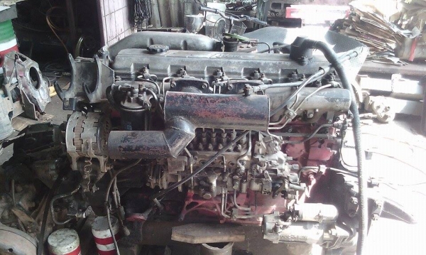 เครื่องฮีโน่P11 C สภาพพร้อมใช้ราคา200000บาท สนใจติดต่อได้ที่เบอร์ 084-7823249