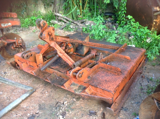 เครื่องตัดหญ้าพร้อมใช้งานติดต่อ 080-1405528